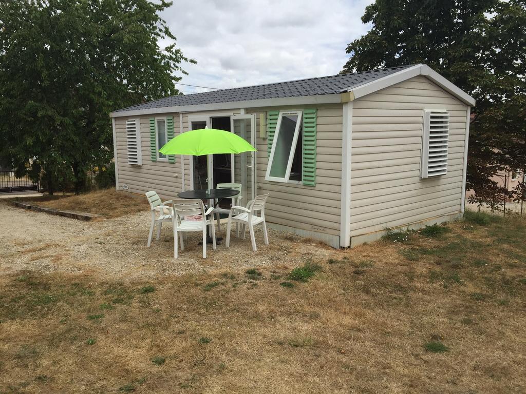 Au Repos De La Blaise Guest House Exterior photo