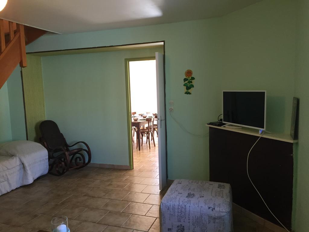Au Repos De La Blaise Guest House Exterior photo